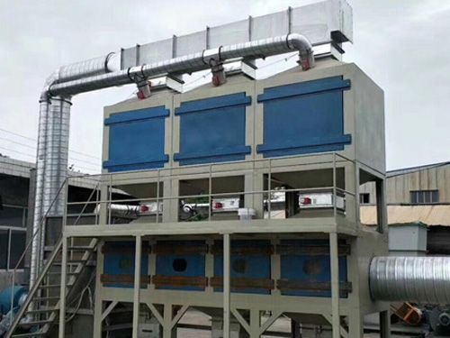 唐山焦化(hua)廠粉塵布(bu)袋收塵器(qi)