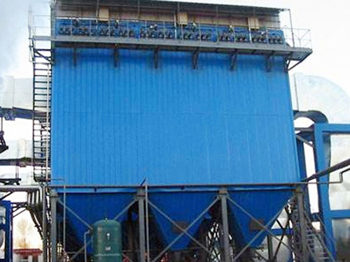 LCMD長袋離(li)線脈沖(chong)除塵器(qi)